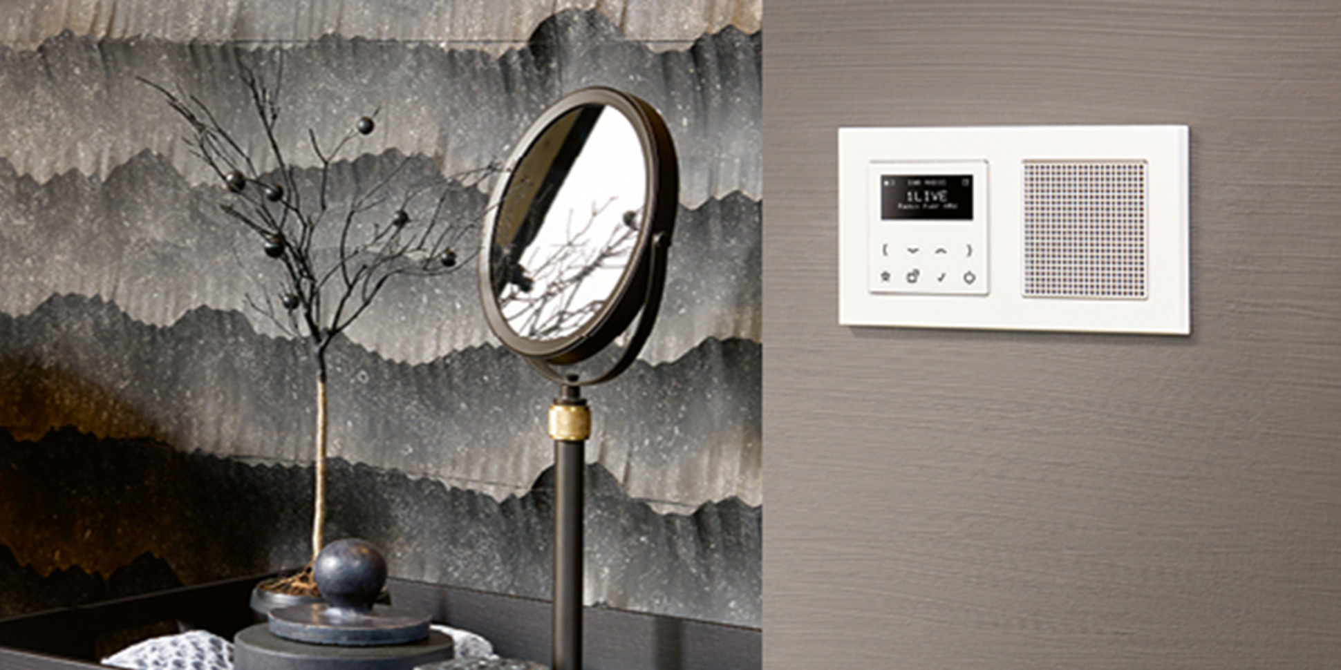 JUNG Smart Radio DAB+ bei LKS Elektro Suhl GmbH in Suhl