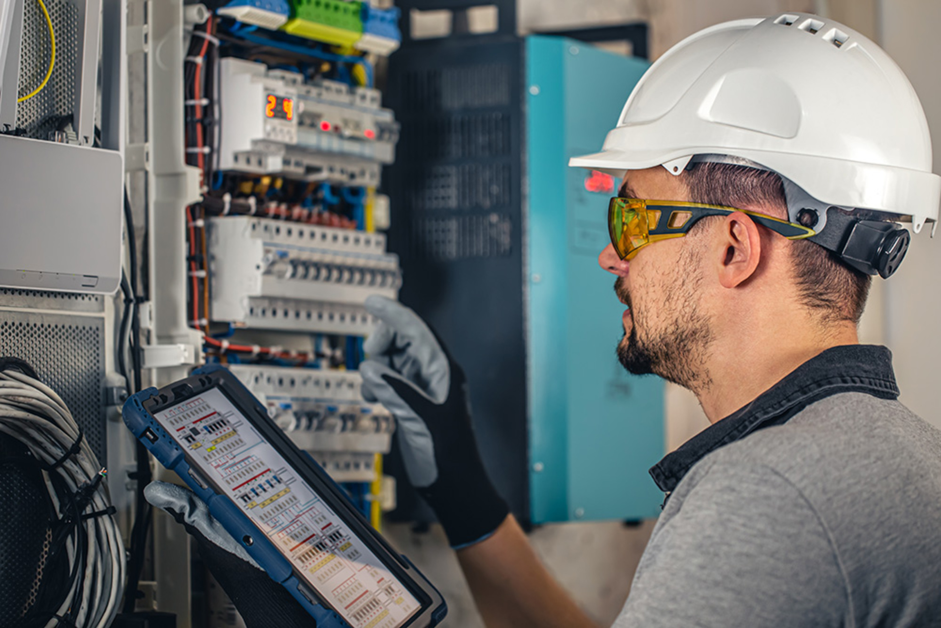 Industrie & Gewerbe bei LKS Elektro Suhl GmbH in Suhl