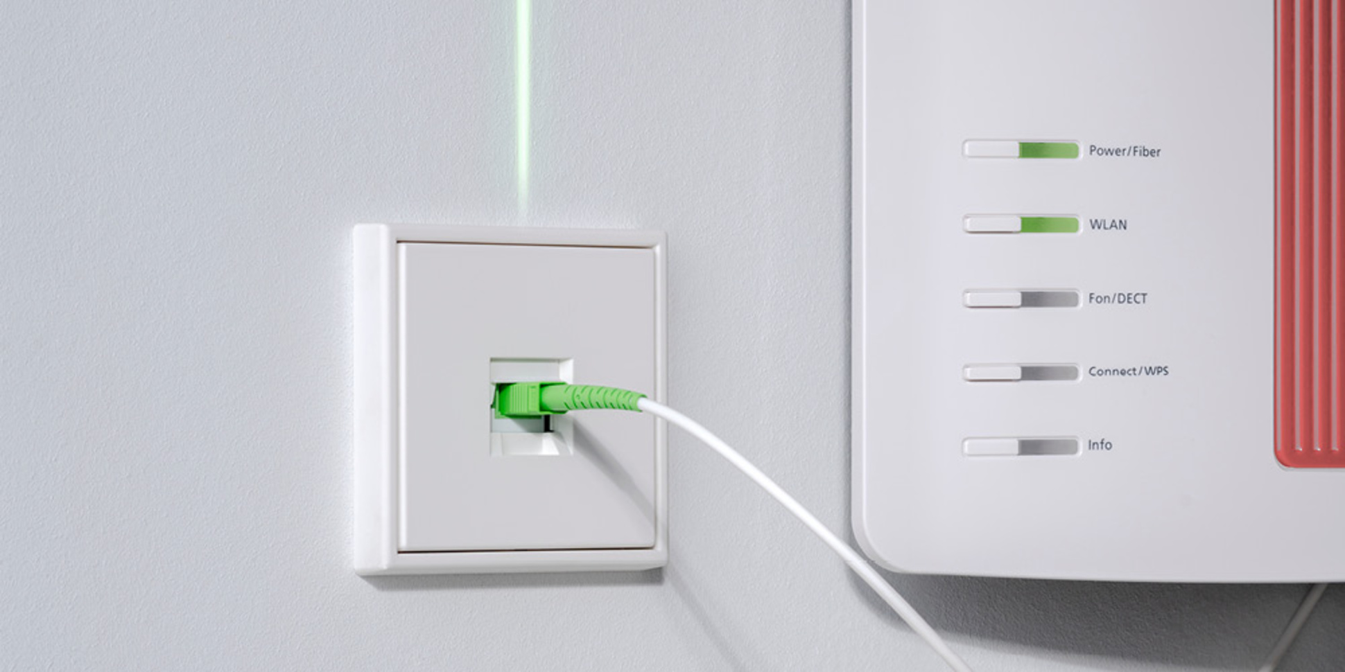 Die neuen Glasfaser-Anschlussdosen bei LKS Elektro Suhl GmbH in Suhl