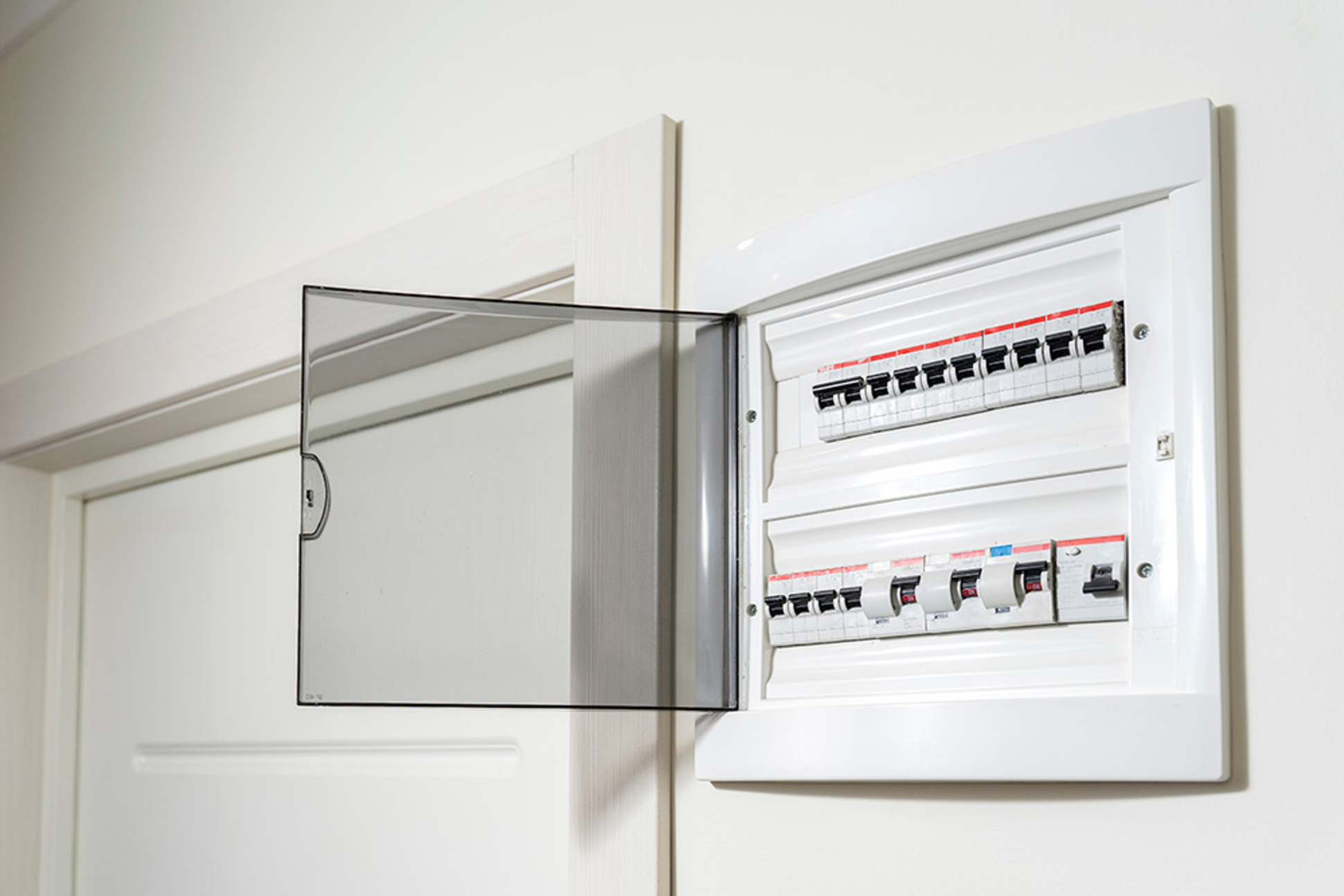 Über&shy;spannungs&shy;schutz bei LKS Elektro Suhl GmbH in Suhl