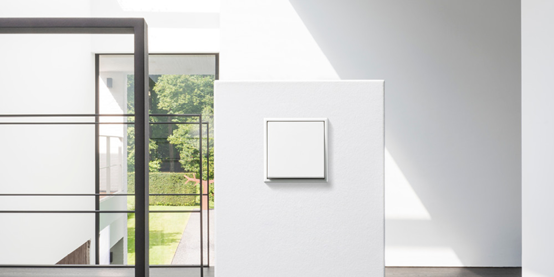 JUNG Schalterprogramme bei LKS Elektro Suhl GmbH in Suhl